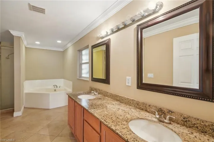 1818 NE 2nd  AVE, Cape Coral, FL 33909