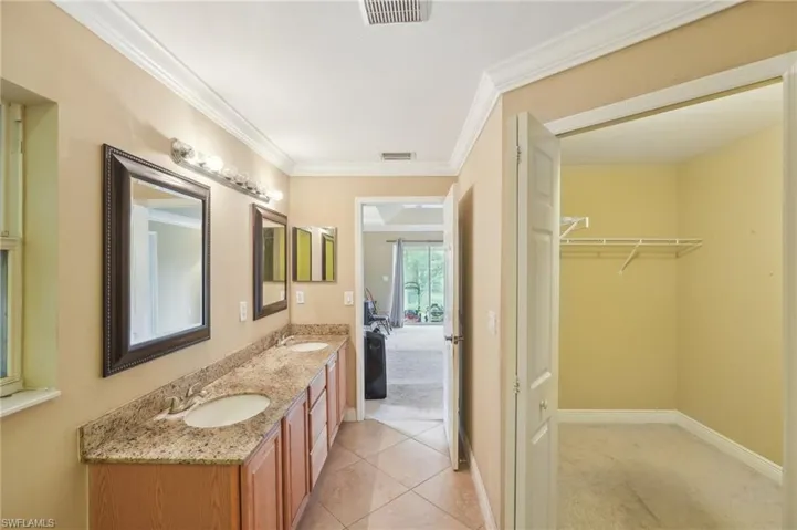 1818 NE 2nd  AVE, Cape Coral, FL 33909