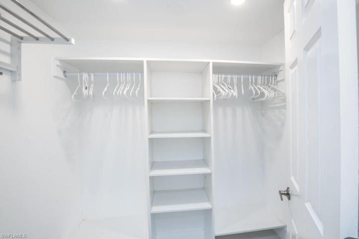 17 Bluebill AVE # 104, NAPLES FL 34108