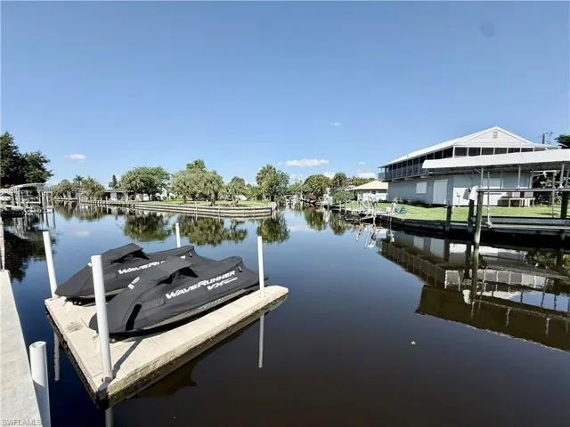 122 E North Shore Ave, North Fort Myers, Florida 33917