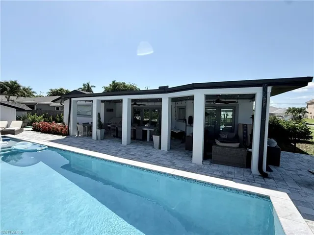 122 E North Shore Ave, North Fort Myers, Florida 33917