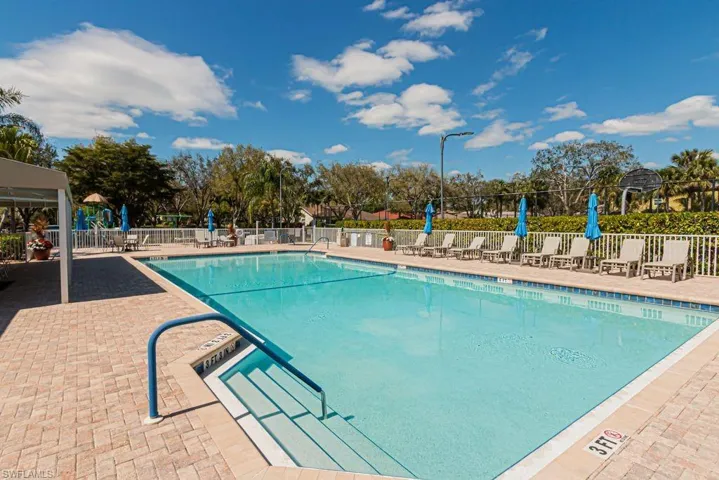 2256 Heritage Greens Dr, Naples, Florida 34119