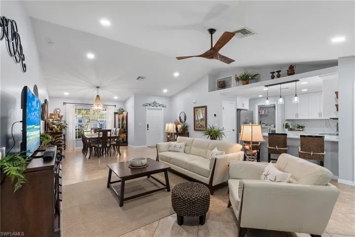 1528 SW 29th  ST, Cape Coral, FL 33914