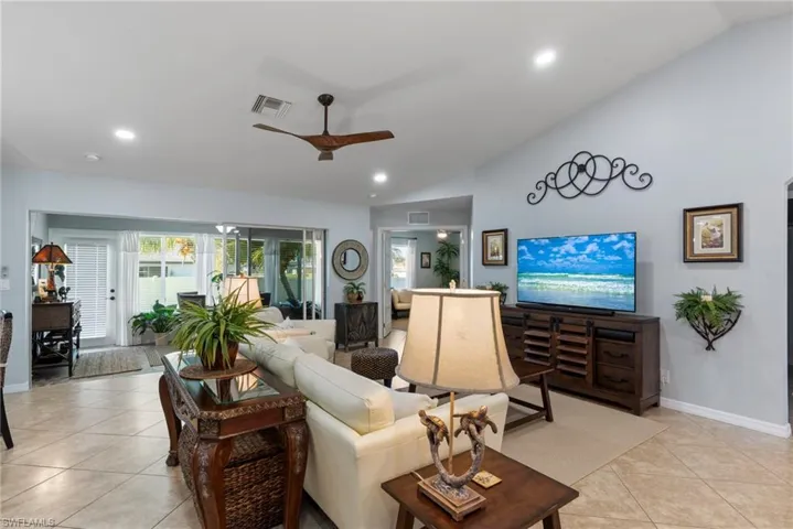 1528 SW 29th  ST, Cape Coral, FL 33914
