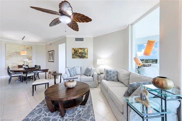 300  Dunes  BLVD, Naples, FL 34110