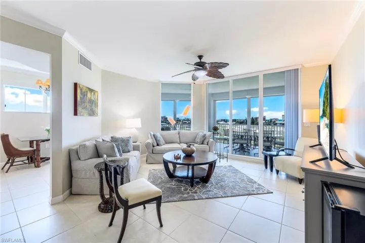 300  Dunes  BLVD, Naples, FL 34110