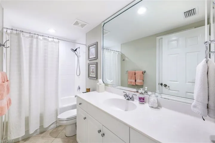 300  Dunes  BLVD, Naples, FL 34110