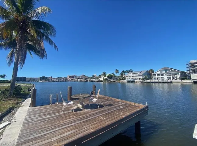 New seawall and dock 2019