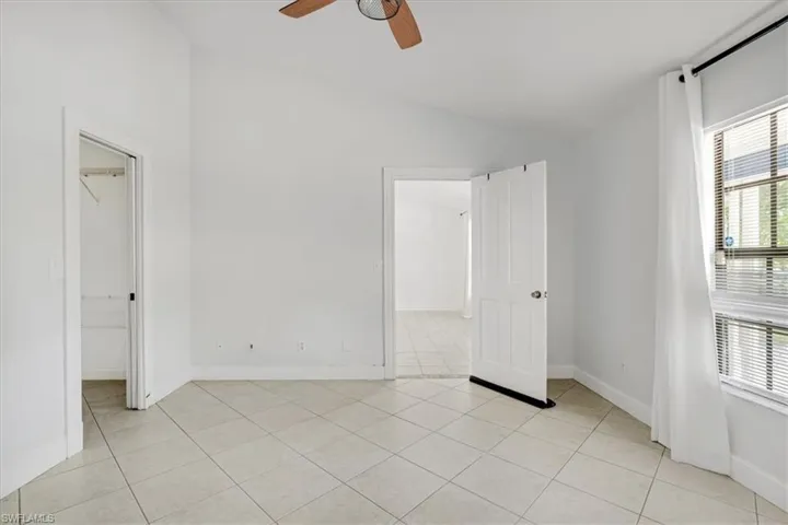 580 16th St Se, Naples, Florida 34117