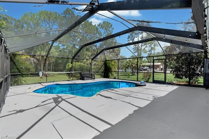 580 16th St Se, Naples, Florida 34117