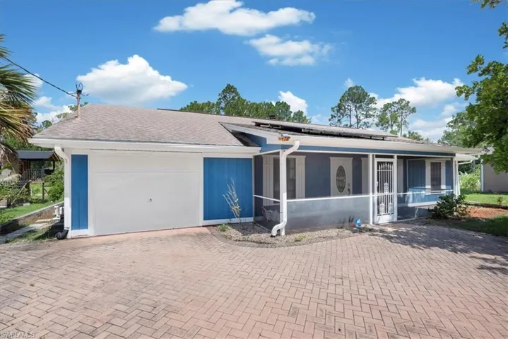 580 16th St Se, Naples, Florida 34117