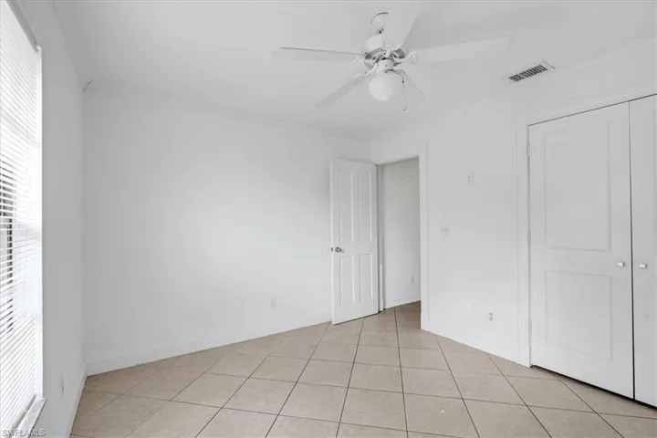 580 16th St Se, Naples, Florida 34117