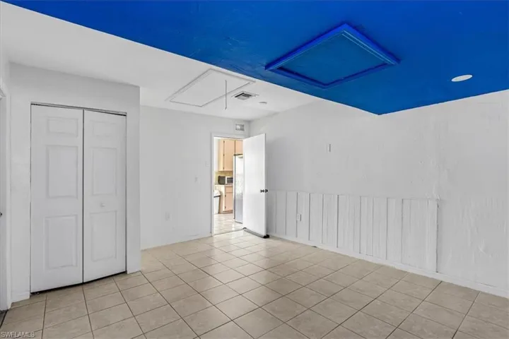580 16th St Se, Naples, Florida 34117