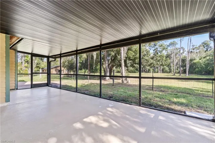 screened lanai