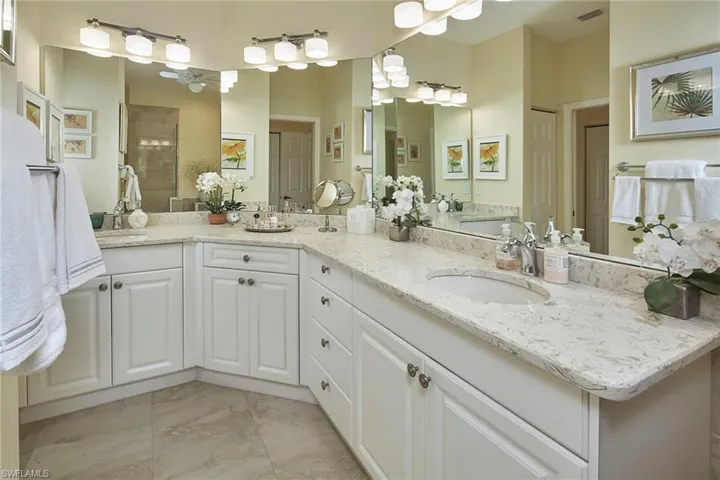 6265 Wilshire Pines Cir 1105, Naples, Florida 34109
