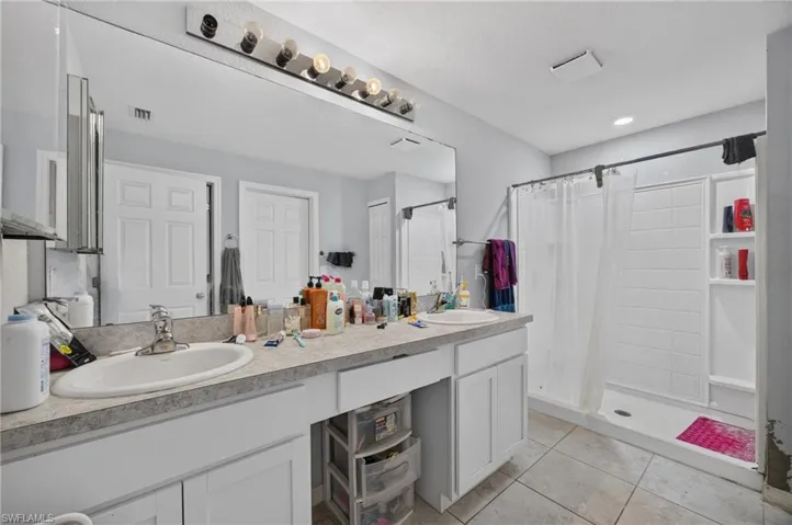 1139 Nw 14th Ter, Cape Coral, Florida 33993