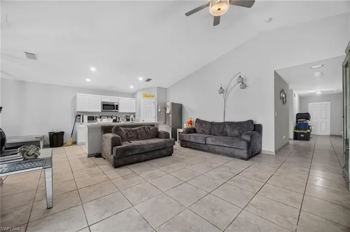 1139 Nw 14th Ter, Cape Coral, Florida 33993