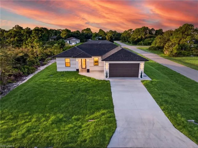 2621 40th St W, Lehigh Acres, Florida 33971