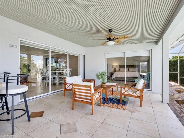Sunroom with plenty of natural light