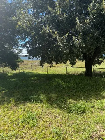 355 Paisley Ave, Lehigh Acres, Florida 33974
