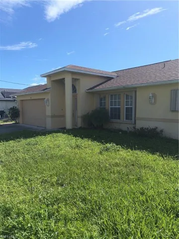 355 Paisley Ave, Lehigh Acres, Florida 33974