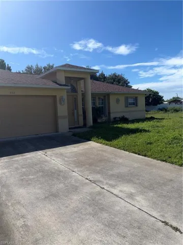 355 Paisley Ave, Lehigh Acres, Florida 33974