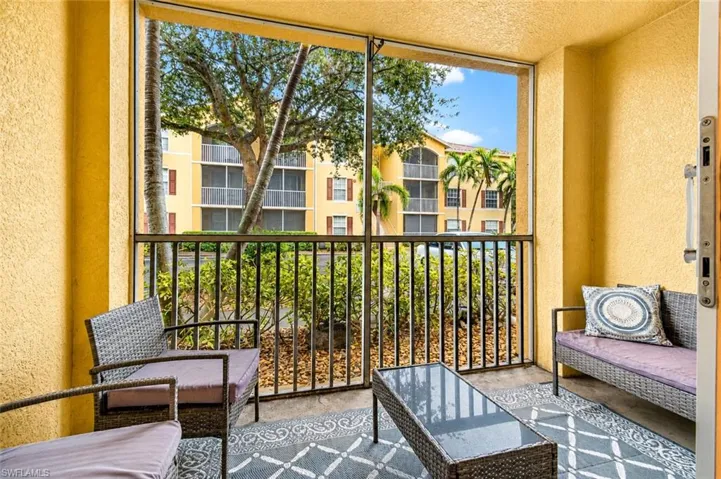 4121 Residence Dr 303, Fort Myers, Florida 33901