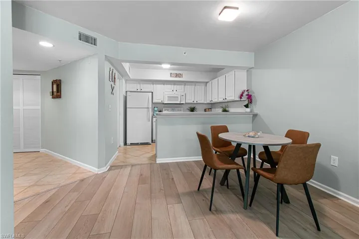 4121 Residence Dr 303, Fort Myers, Florida 33901