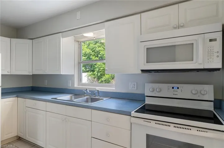 20 S Barbour  ST, Beverly Hills, FL 34465