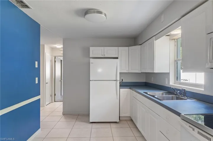 20 S Barbour  ST, Beverly Hills, FL 34465