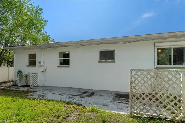 20 S Barbour  ST, Beverly Hills, FL 34465