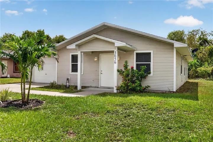3656 Suntrust Dr, Fort Myers, Florida 33916