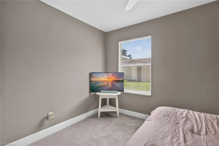 3656 Suntrust Dr, Fort Myers, Florida 33916