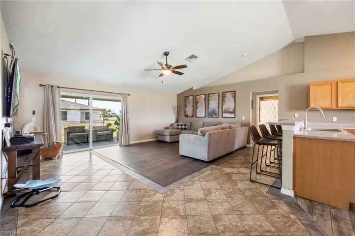 1605 Nw 23rd St, Cape Coral, Florida 33993