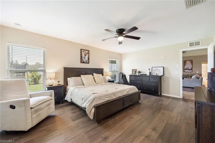 1605 Nw 23rd St, Cape Coral, Florida 33993