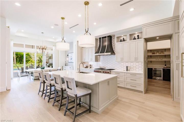 Gourmet Kitchen