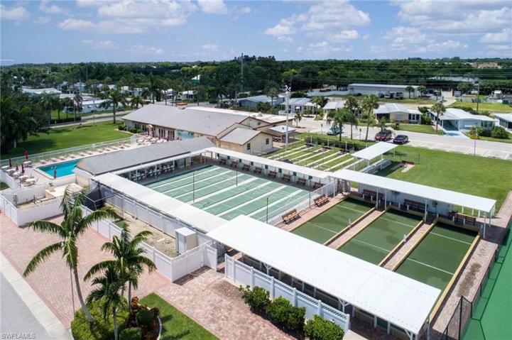Community Amenities Pre-Hurricane Ian