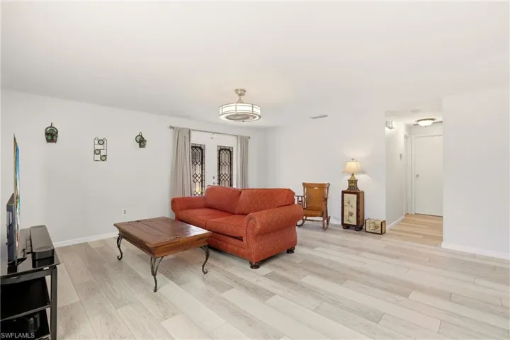 5242 32nd Ave Sw, Naples, Florida 34116
