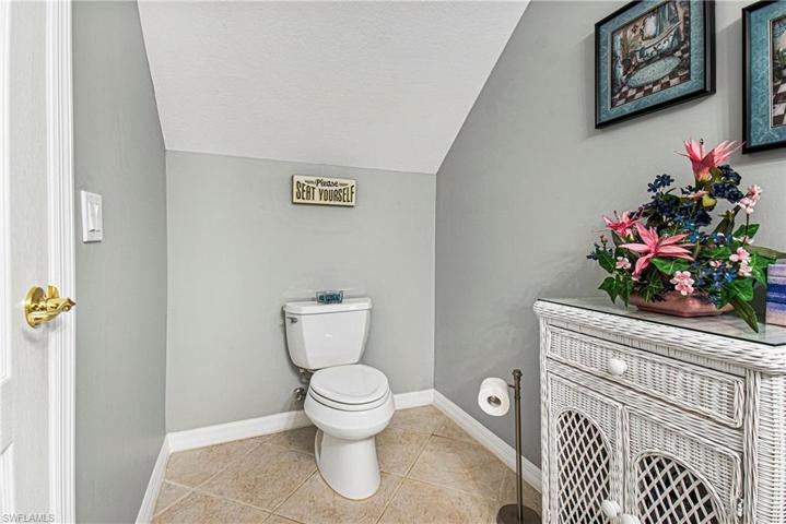 1/2 bath