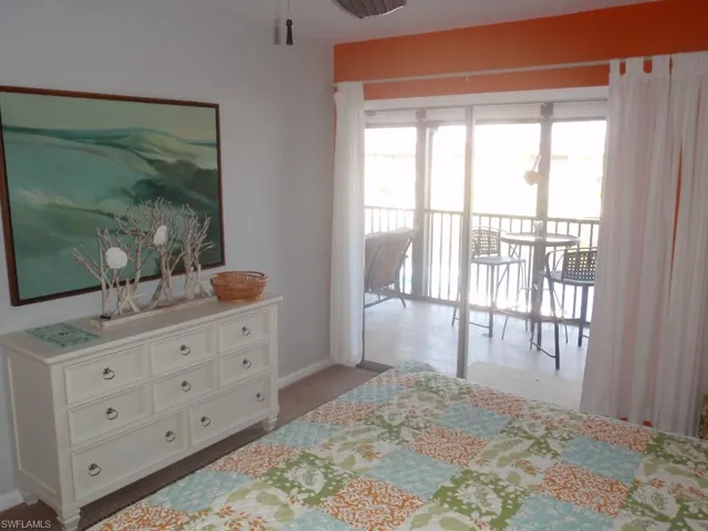 4722 SE 1st  PL, Cape Coral, FL 33904