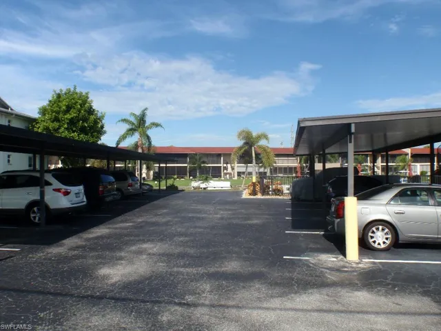 4722 SE 1st  PL, Cape Coral, FL 33904