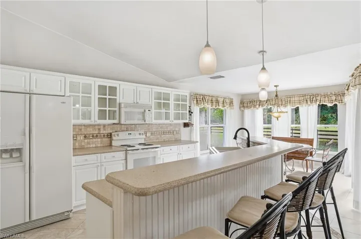 940 10th St Se, Naples, Florida 34117
