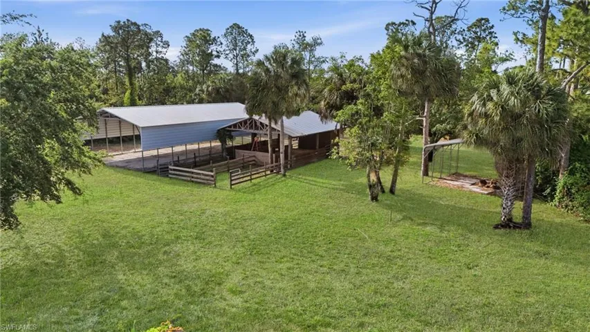 940 10th St Se, Naples, Florida 34117