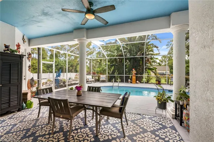 Now the AMAZING outdoor space! Ready for poolside dining?
