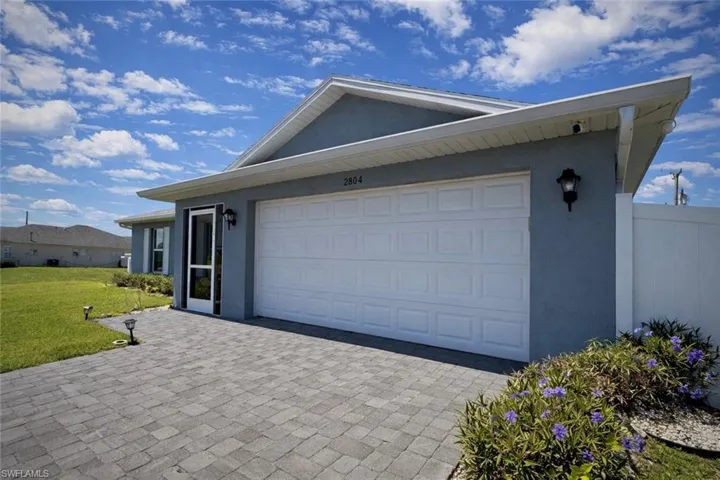 2804 Ne 2nd Pl, Cape Coral, Florida 33909
