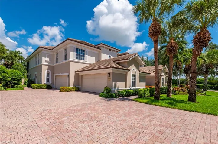 10000 Valiant Ct 201, Miromar Lakes, Florida 33913