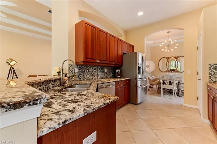 10000 Valiant Ct 201, Miromar Lakes, Florida 33913