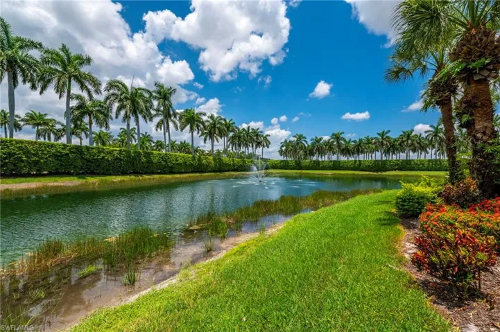 10000 Valiant Ct 201, Miromar Lakes, Florida 33913