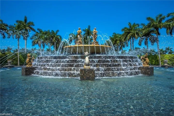 10000 Valiant Ct 201, Miromar Lakes, Florida 33913