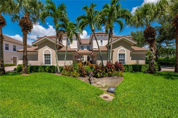 10000 Valiant Ct 201, Miromar Lakes, Florida 33913